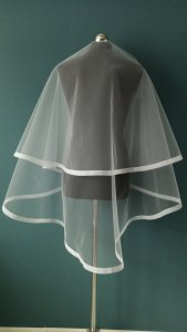 Фата окантованная