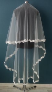 Фата с 3-d цветами